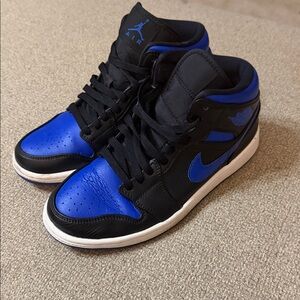 Jordan 1 Men's Black and Royal Blue Sneakers